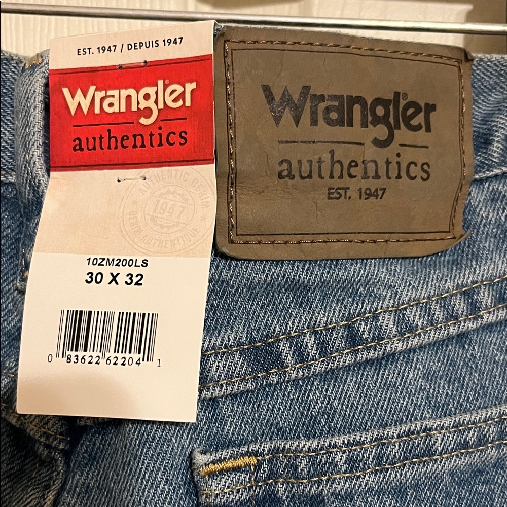 Wrangler Authentic Blue Jeans